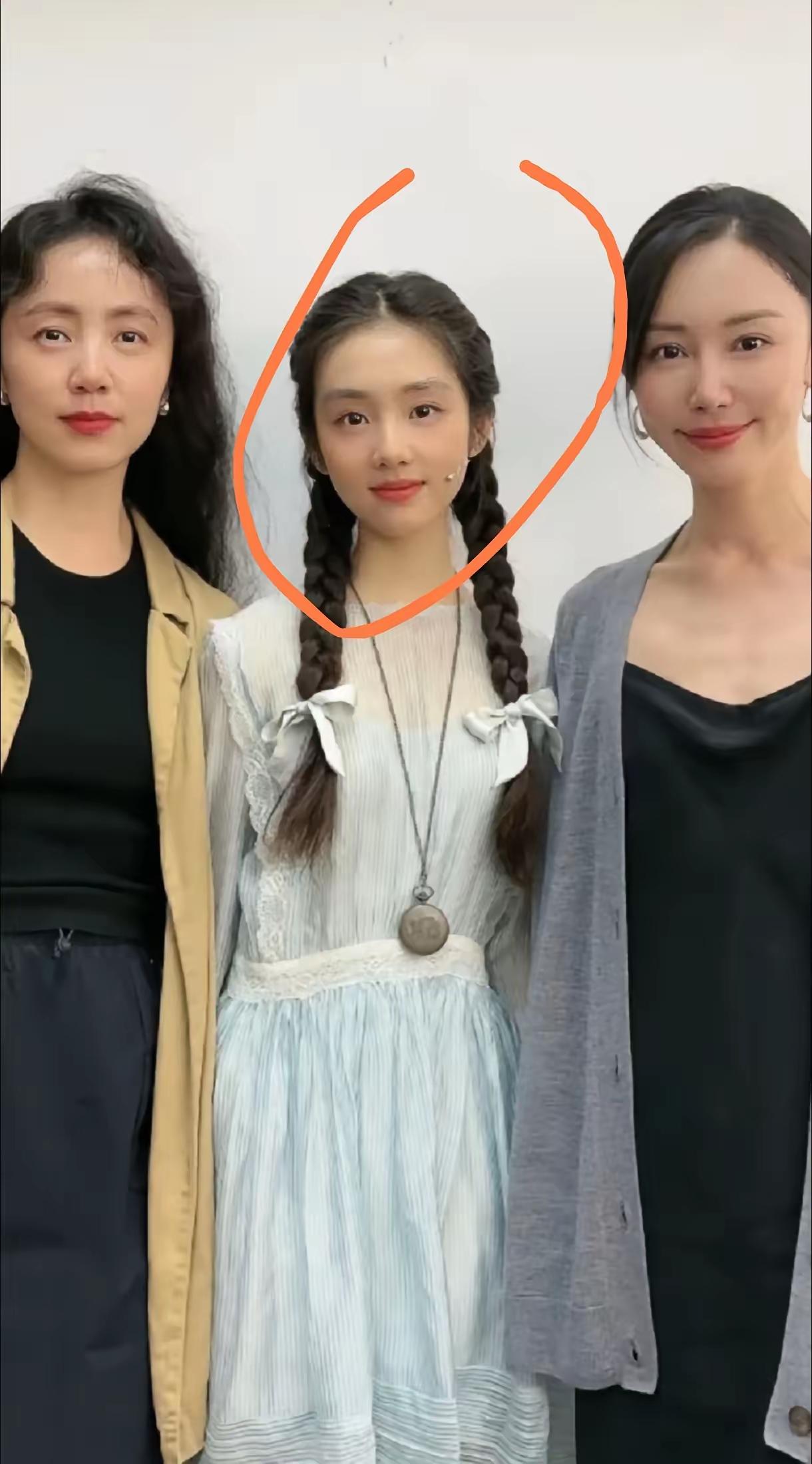 黄多多越来越成熟了，黄磊这辈子别想省心了！小姑娘瞒着爸妈偷偷地谈了一次恋爱，保密