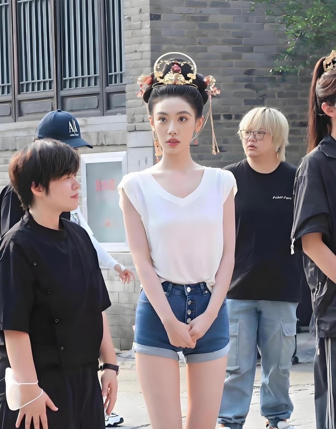 我的天呐！吴尊女儿neinei好美啊，这颜值可以出道了！​