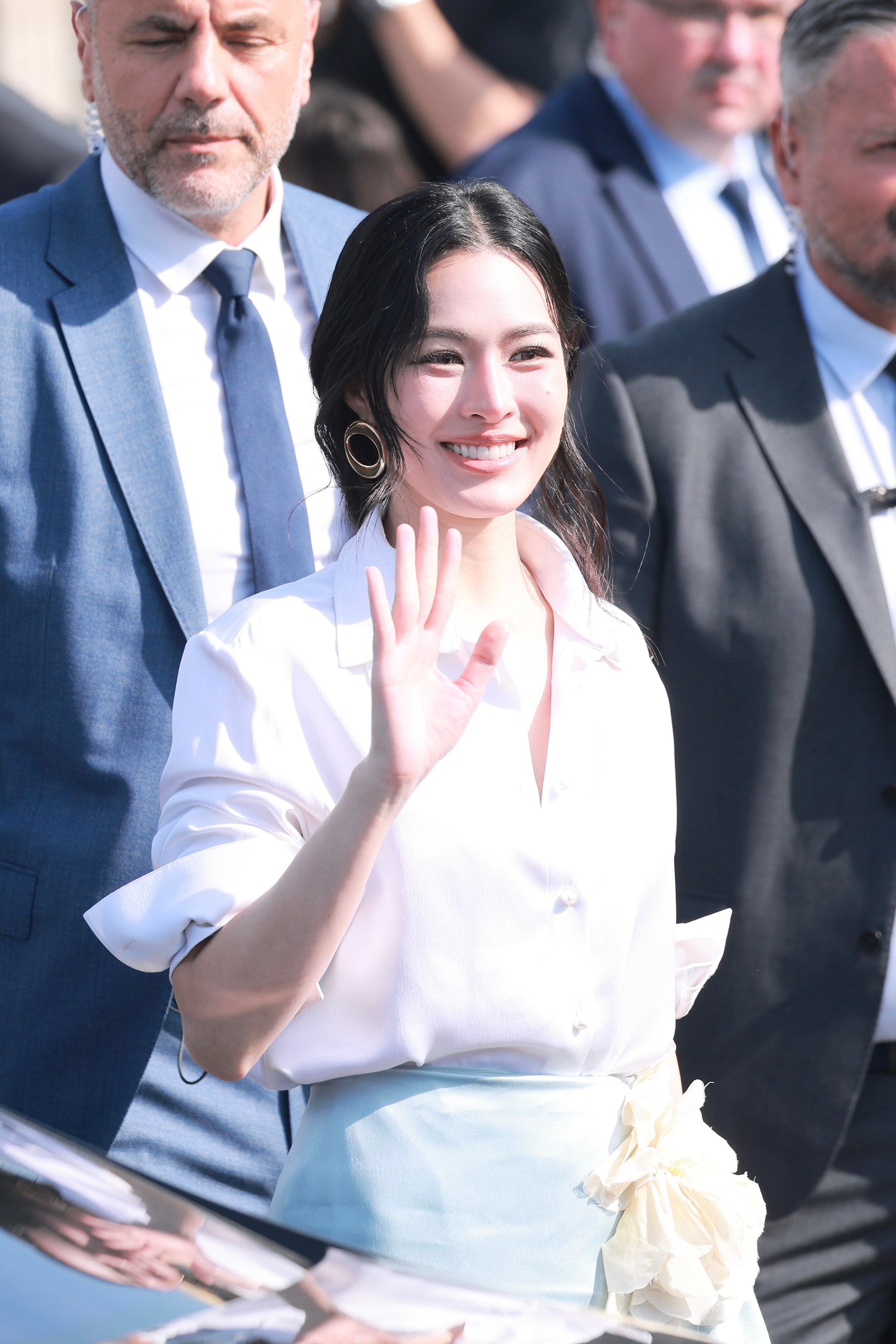 DiorGirl邝玲玲自带一场华丽而高级的视觉盛宴✨©logo邝玲玲迪奥Dio