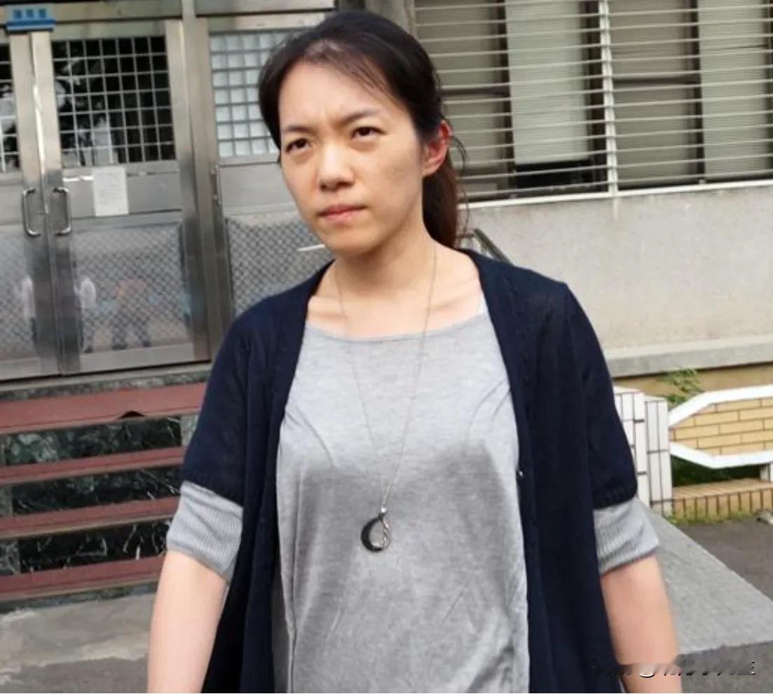 陈水扁女儿陈幸妤今天下午再度爆料称，她和前夫赵建铭还没有离婚的时候，赵建铭有有婚