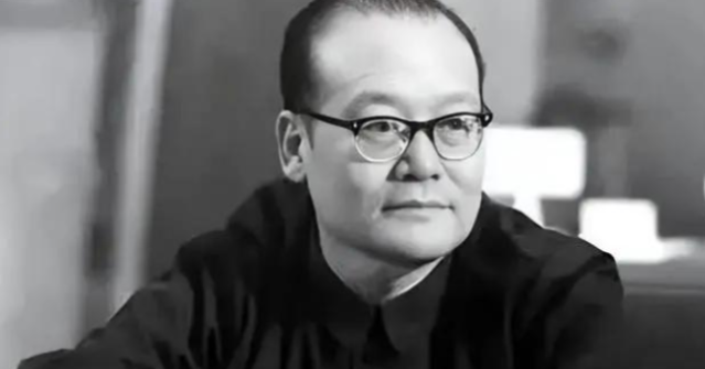 1980年，纪登奎的辞职申请通过审批之后，就搬离了原来的住址。没有想到，搬到新家
