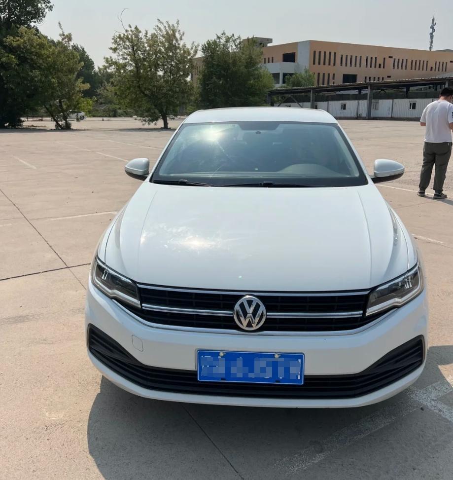 我的二手车真实用车体验：有惊有喜的旅程去年年初，我怀揣着5万元预算，一心想添置