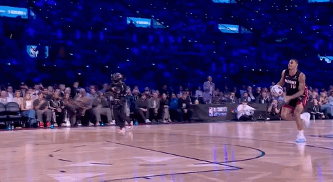 这个扣篮大赛冠军拿的，真是轻松😂扣篮大赛