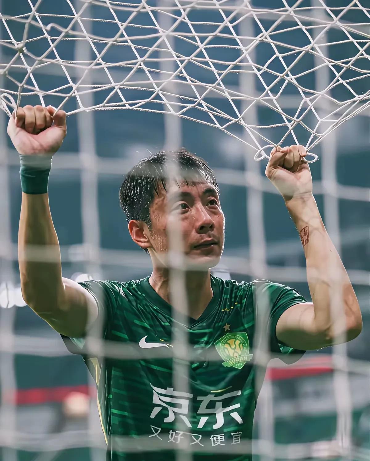 待官宣！谈不好就回来！国安下半年很多比赛要踢。不要太纠结。