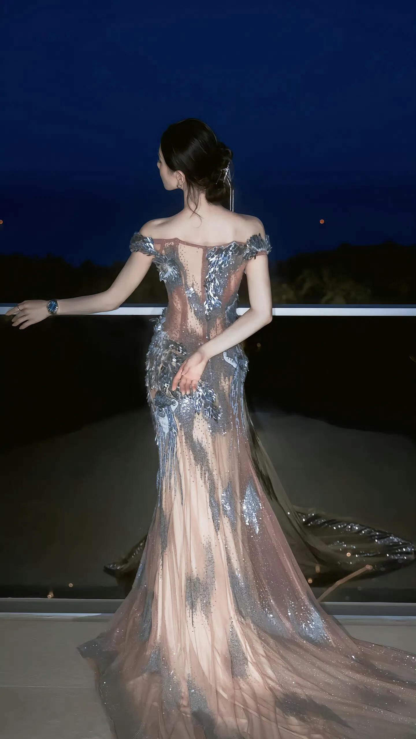 刘诗诗透视裙好显身材，这状态绝了