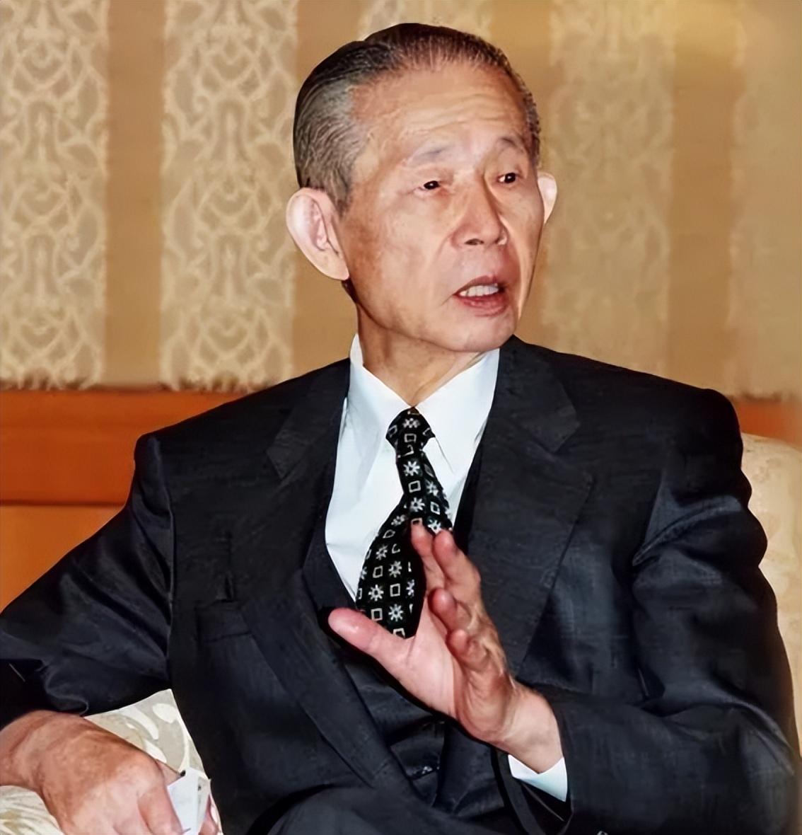 王永庆说过一句话：​"你把钱花掉了，就变成穷人了。只要你不花，你就是有钱人。"
