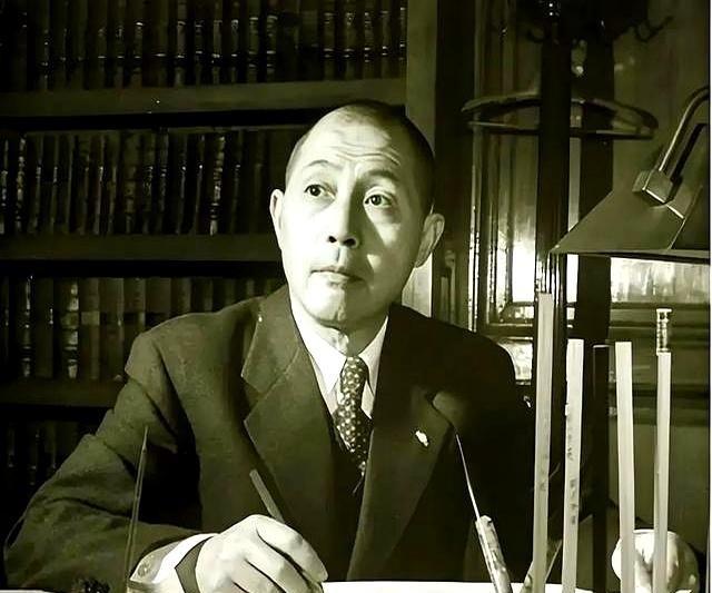 1938年，钱大钧黑着脸走进军统湖北站，当着众特务的面，一枪击毙了特务处长杨若琛