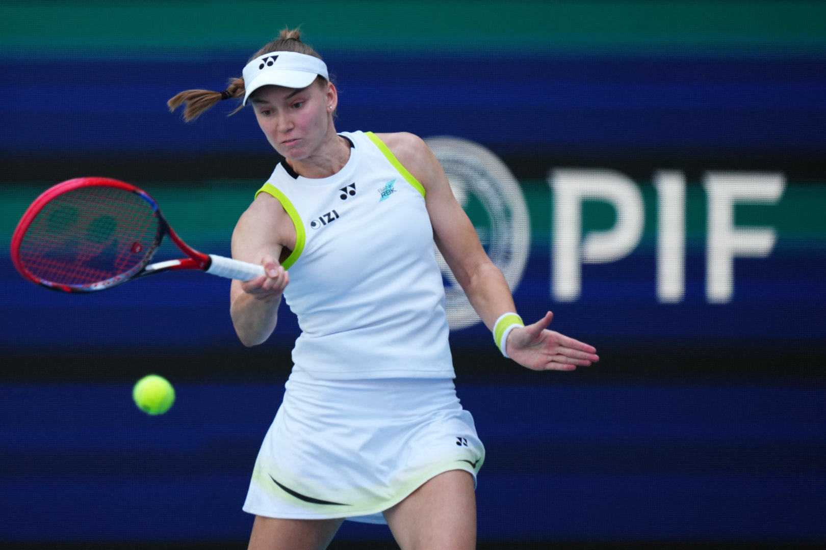 萨巴伦卡2比0莱巴金娜萨巴伦卡阳光双赛双杀莱巴金娜萨巴伦卡连续两年晋级迈阿密