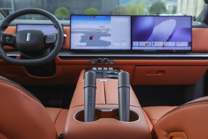 买车为什么一定要有动力冗余今天我看了魏牌发的一张“暴论”海报，表达的意思大概是