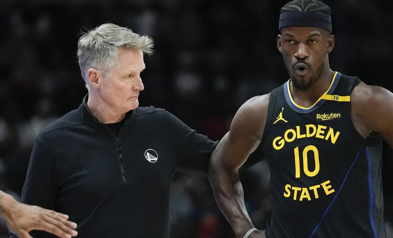 科尔谈14人轮换：库里缺阵后，我们在寻找适配巴特勒的阵容！！NBA季后赛分区