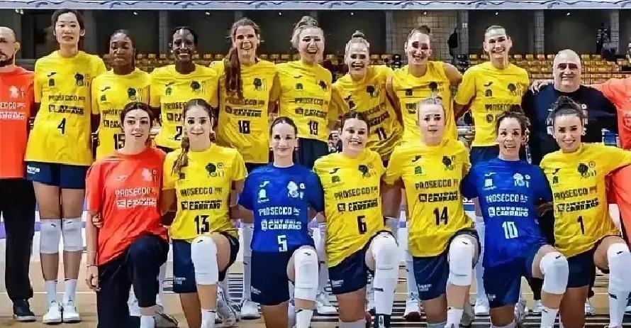 3-1翻盘！朱婷21分救主凌晨三点，科内利亚诺把命捡回来了。意大利杯1/4