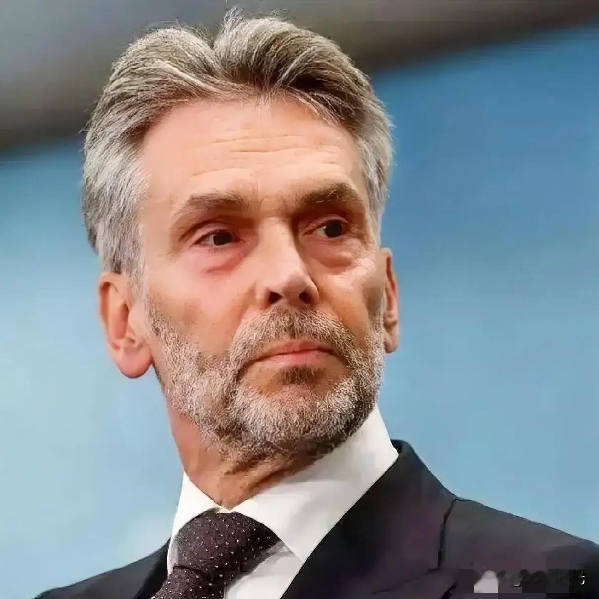 荷兰企业法庭做出裁决2月11日，闻泰科技发布公告，荷兰企业法庭做出裁决，维持了