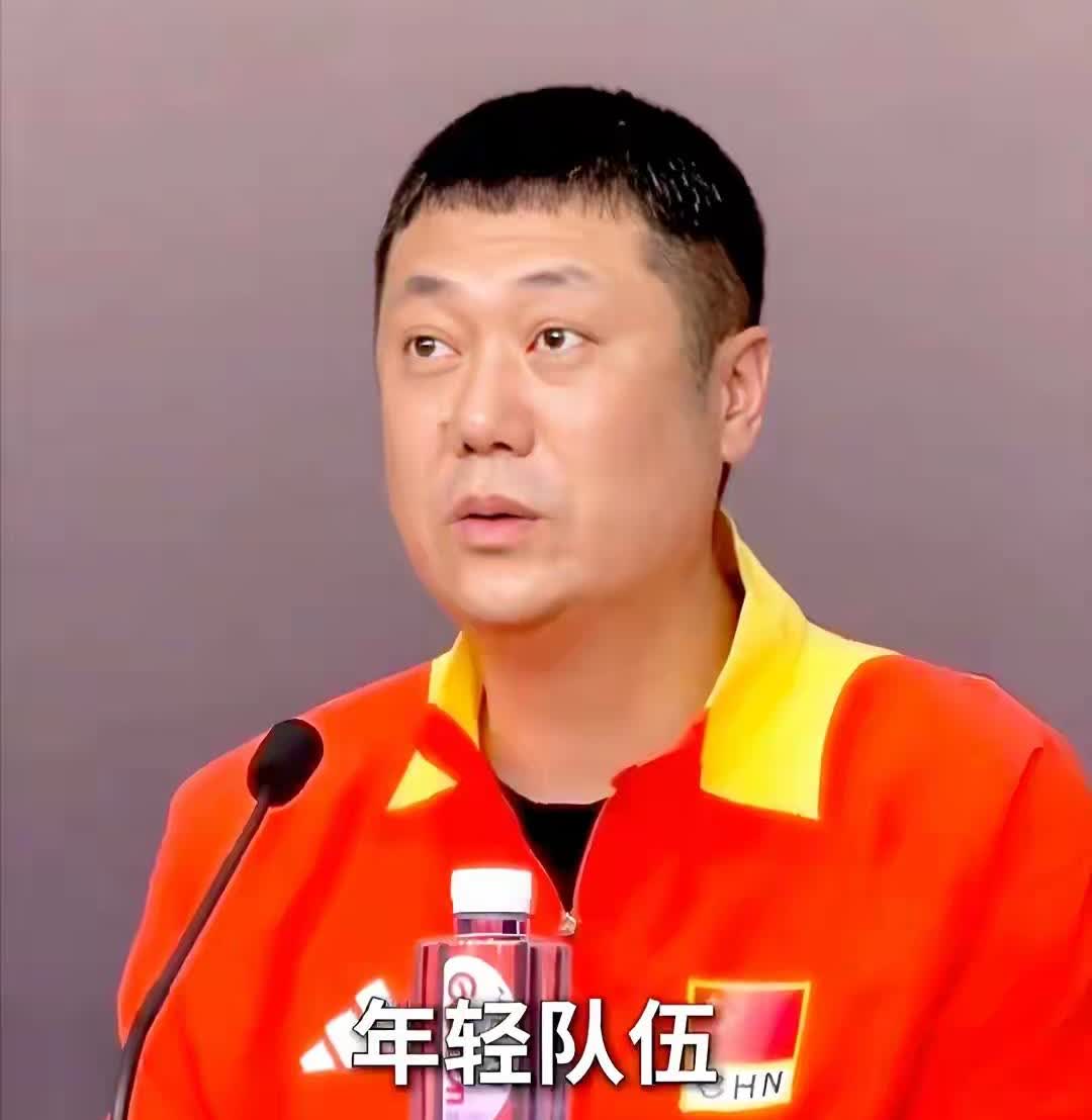 到底是队伍年轻，还是主教练的执教水平年轻呢？没有对比就没有伤害，日本女排进四强了