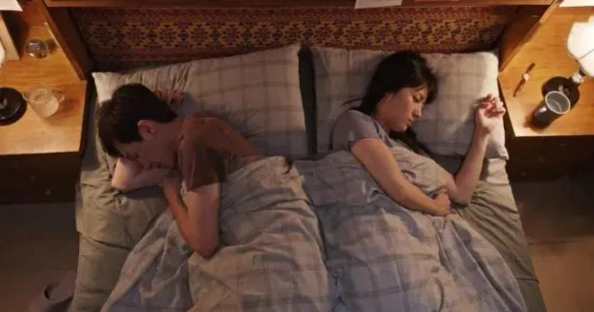 分房睡三年，跟老公提合房却被拒绝我的一位来访者，今年38岁，和老公分房睡了