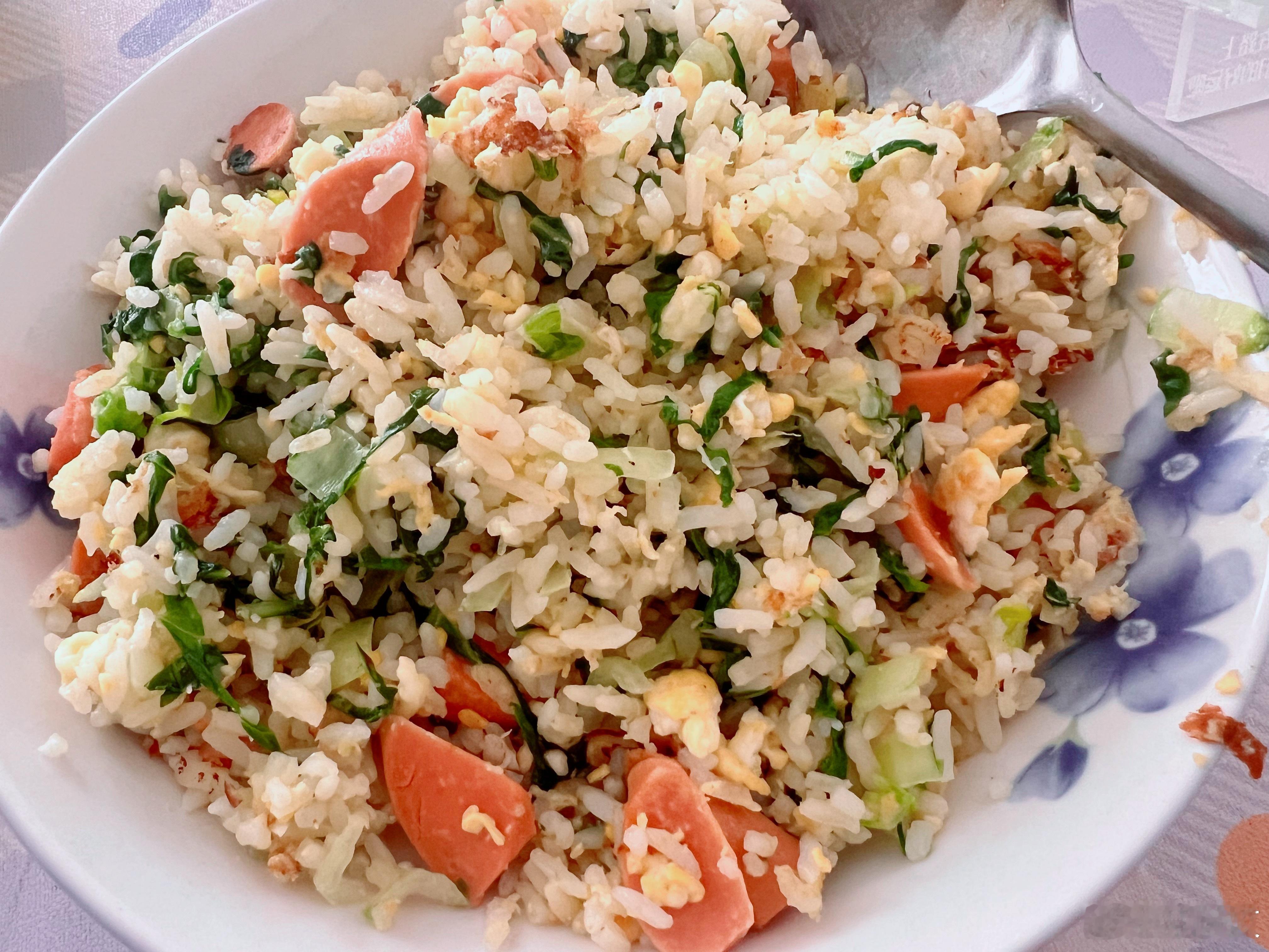 今天吃炒饭​​​