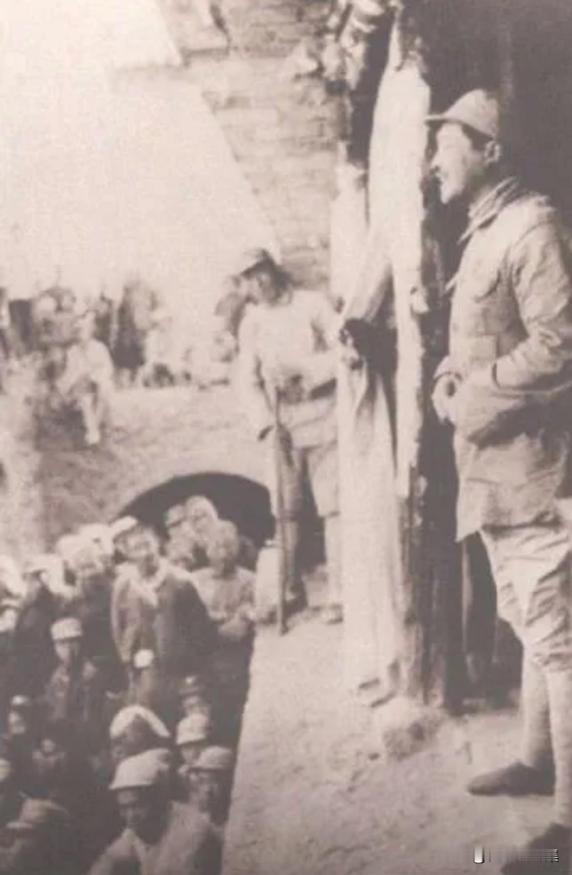 1939年3月，以14名红军战士为骨干在河北雄县组建的六连，隶属八路军120师独