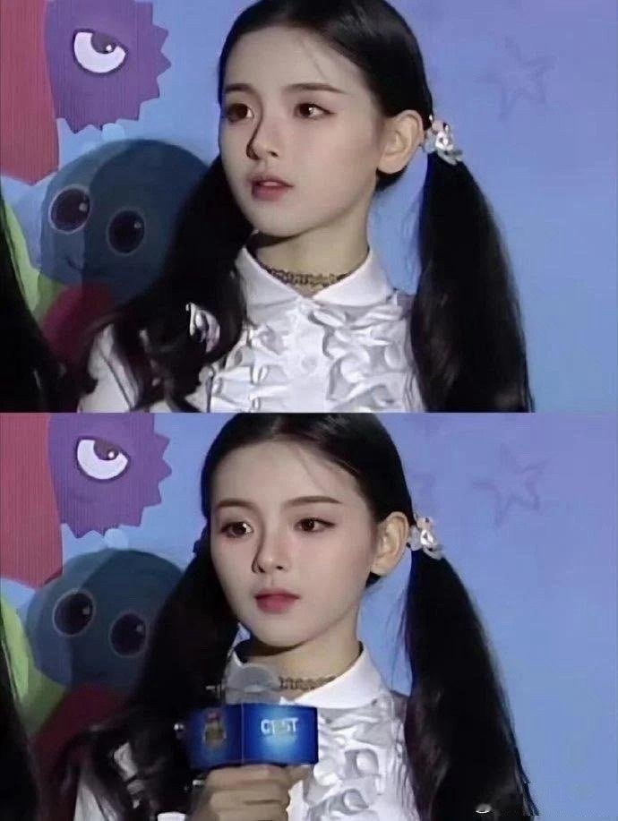 杨超越妆前妆后变化不大，简单化个淡妆就很好看了，为什么还要化浓妆呢？