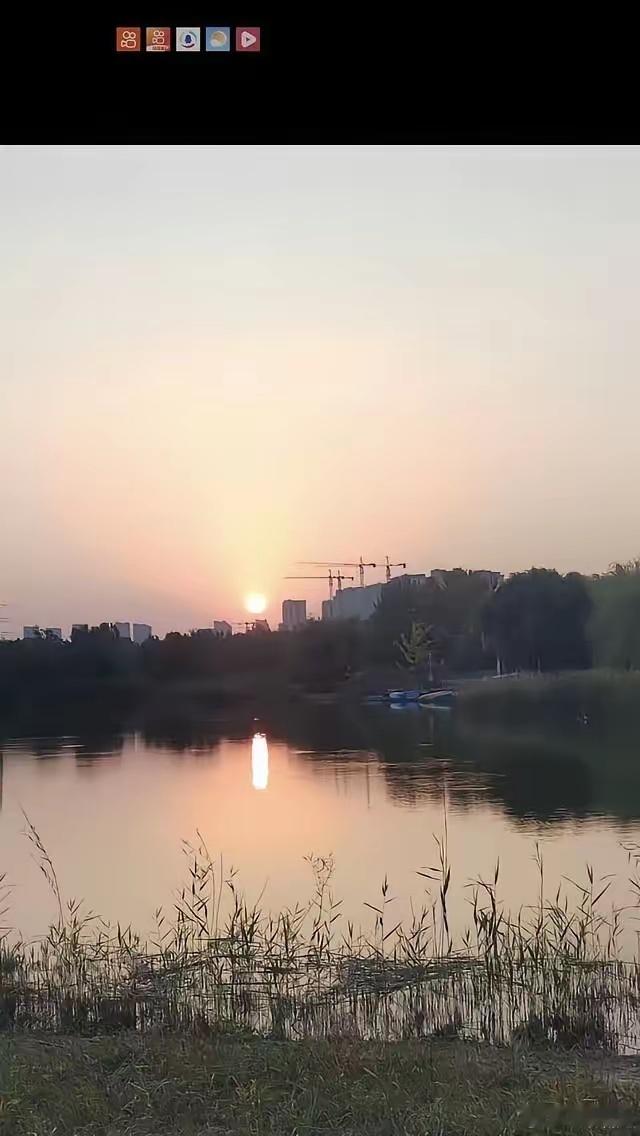 开罗会议上罗斯福两次提议把琉球给中国，蒋介石怕惹事直接拒绝了。后来外蒙古独立也是