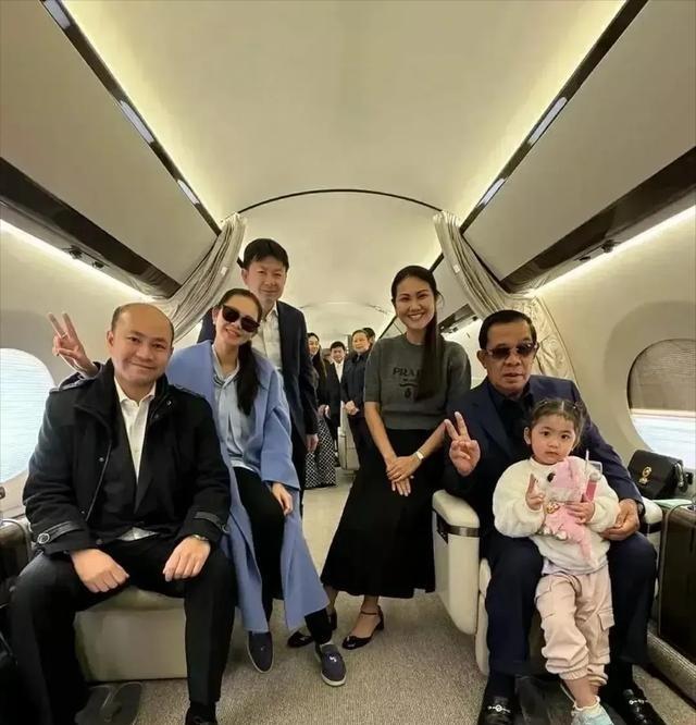 洪森家族不仅是柬埔寨最有权势的家族，还是柬埔寨首富，其家族中最富有的就是洪森的大