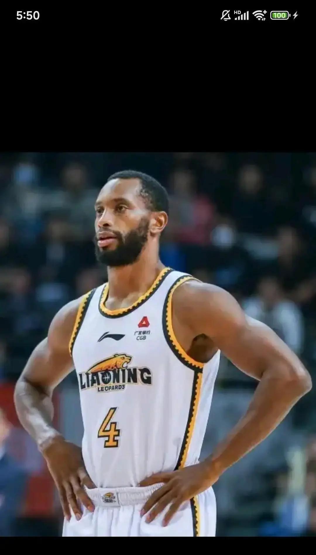 上海捡了个宝贝。弗格这哥们儿，末节五分钟罚球92%，联盟第一。他来之前，上