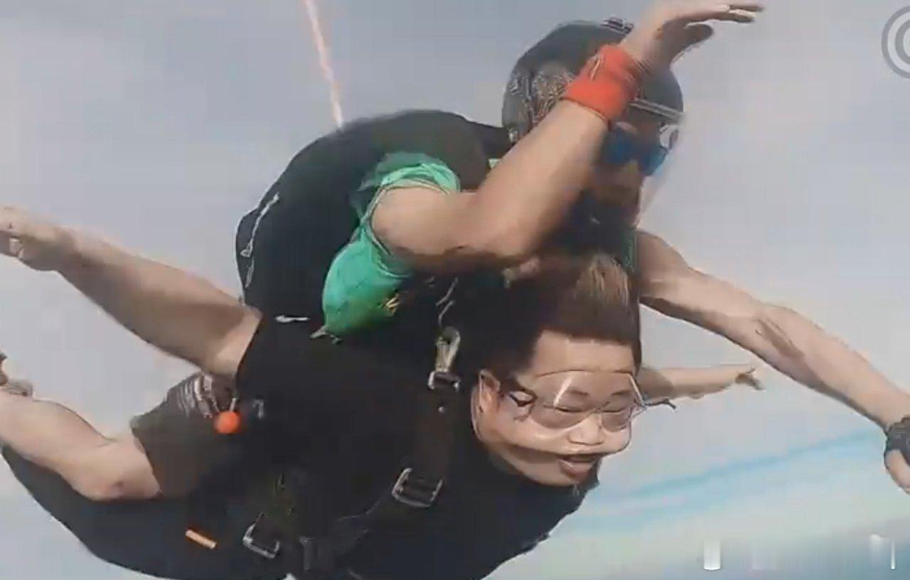 大使馆回应蓝战非被胁迫转账网上很多人猜测转走了几千万，其实有点常识就知道给陌生账