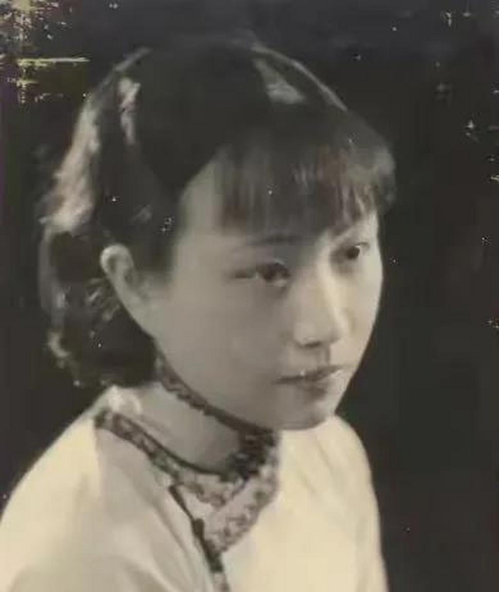 1929年，陈诚的发妻绝望自尽，临死前道：“当初我把一船嫁妆全给你当经费，你才有
