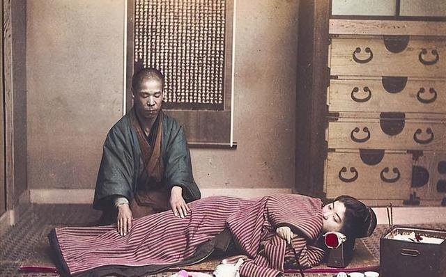 日本陋习“夜爬”：为人口繁衍不择手段，一直延续到上世纪才废除日本陋习“夜爬”：为