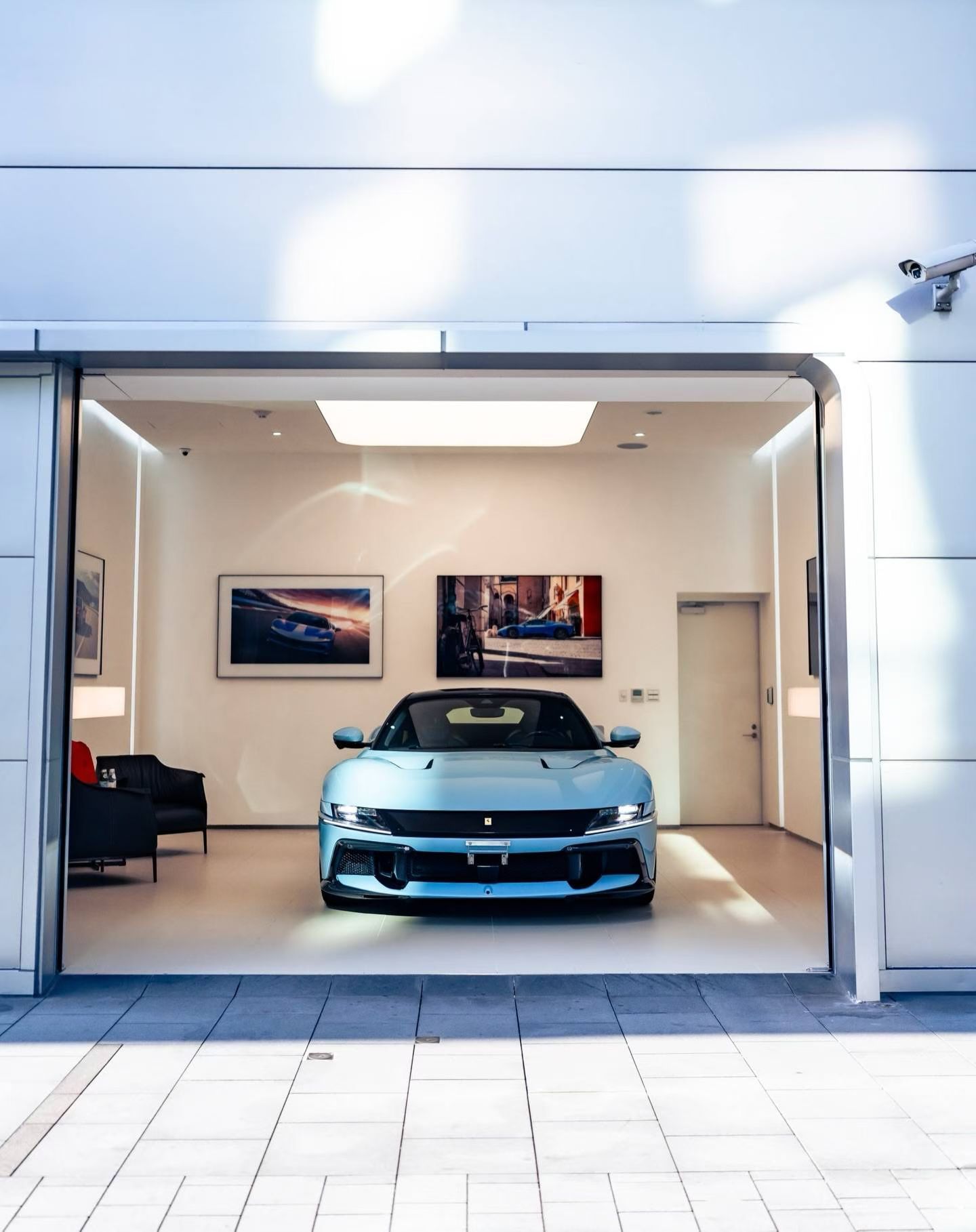 哇喔…国内这台法拉利12Cilindri是不是非常美丽？