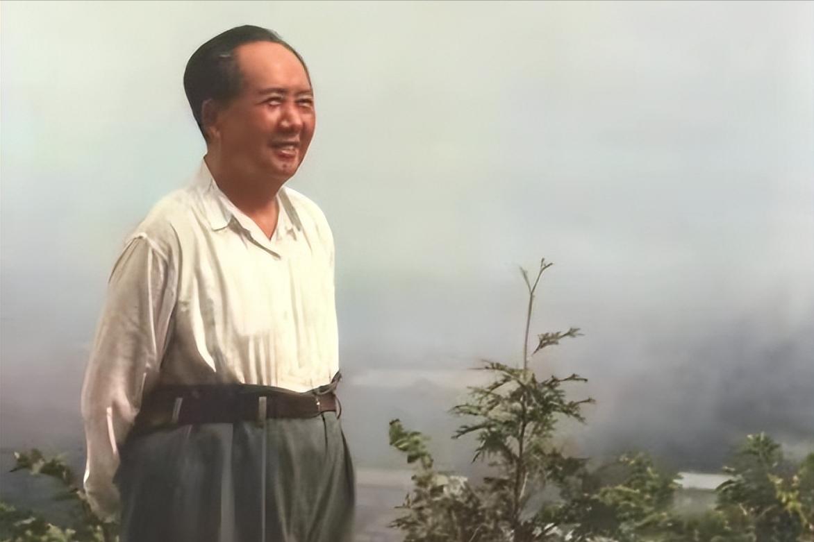 发生在毛主席身上，让人不可思议的五大传奇事件： 第一，毛主席其实是“老三”，