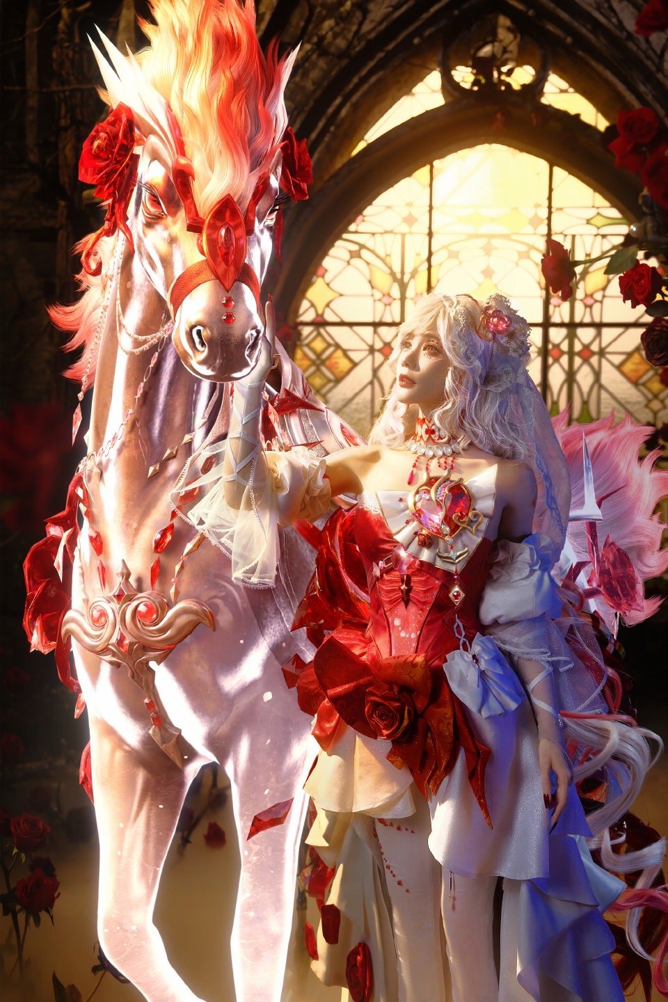 李一桐真CG建模脸李一桐这建模脸适配度拉满！白发+玫瑰的红白造型精致又魅惑，完