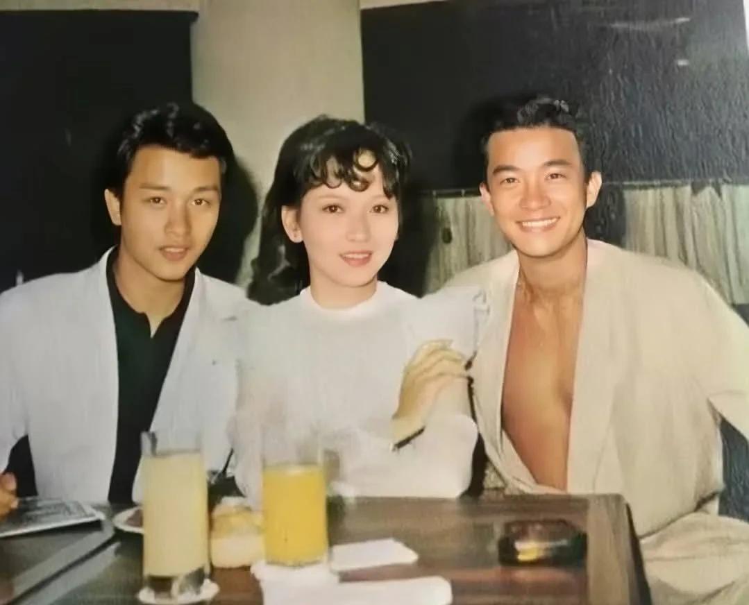 香港怀旧人物，一位靓女两位型男！