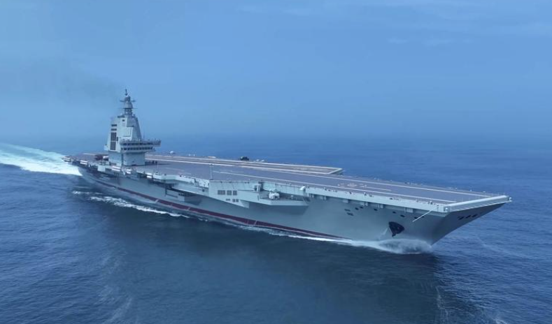 美国醒得有点晚：日本准航母造了7艘，偷着练了十年兵，转身就能独挑大梁！这一回