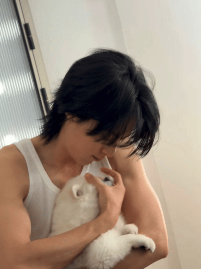 报告！！这里有两个很萌的萌物​​​