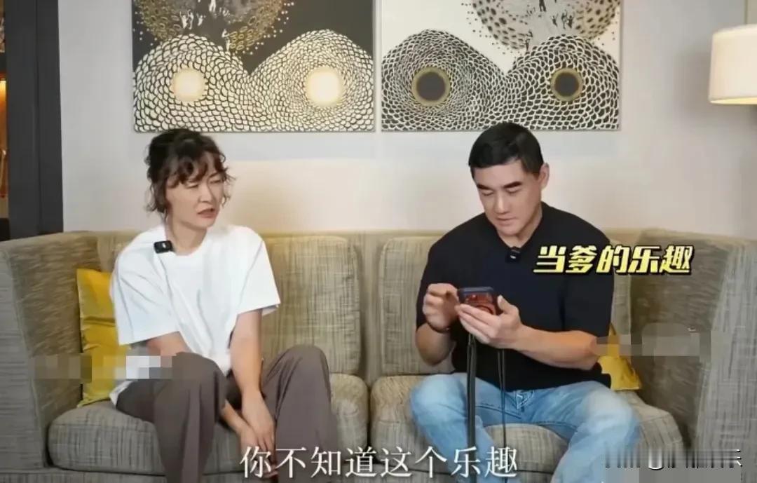 吴大维催54岁柯蓝生孩子，被怼！一段老友对谈视频最近冲上热搜。吴大维在