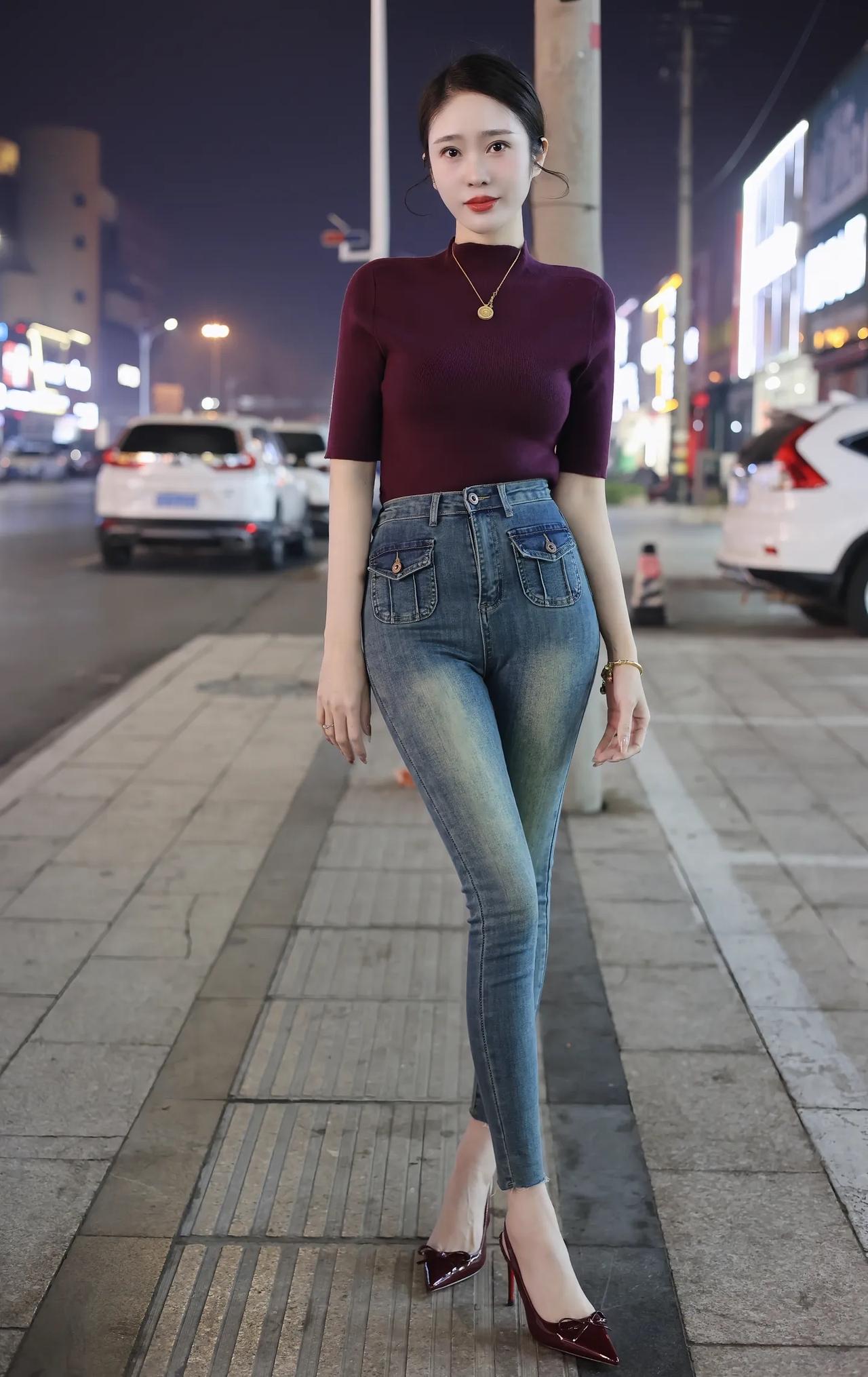 都市夜色下的时尚穿搭，自信满满！