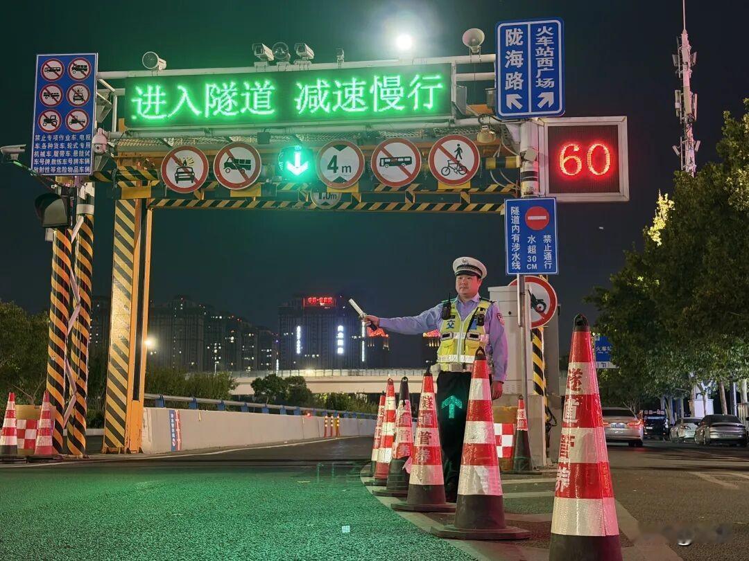 速看：严查开启，郑州这次大行动很给力！郑州交警开展市区高架、快速路集中整治，严