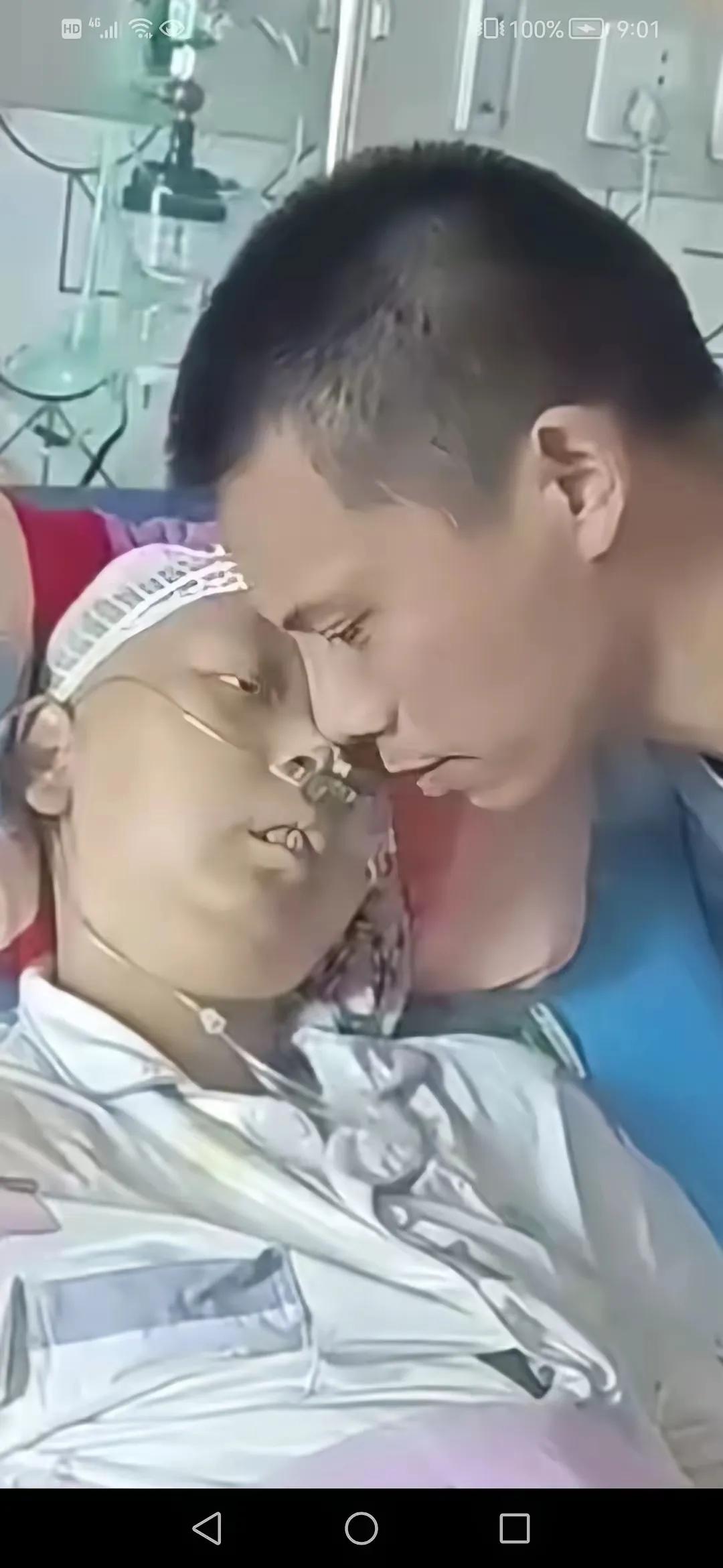 泪奔！花季女儿病危，叫来爸爸向爸爸提出个一个要求：“爸爸，我快不行了，您给我穿上