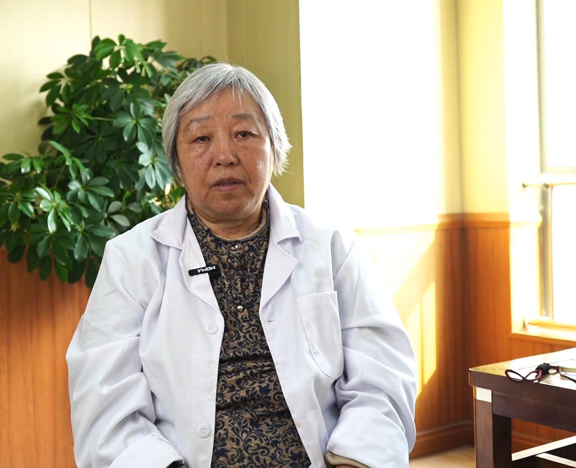 慢阻肺患者多吃这四种菜，肺会越来越舒服慢阻肺患者常被咳嗽、痰多、气短困扰，除了