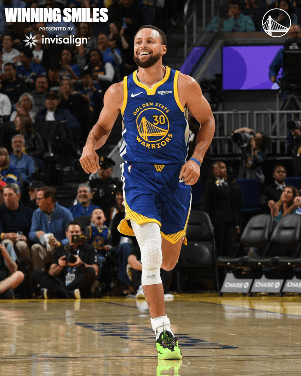 库里连续缺阵三场科尔说，库里今天不会上场，今天和明天都会进行训练。库里感觉好多了