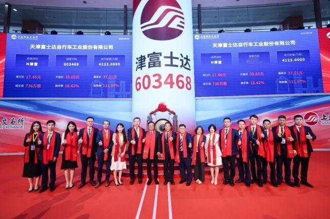 上市12天跌11天，直接腰斩！2026年A股最狠“杀猪盘”，在次新股上演 一