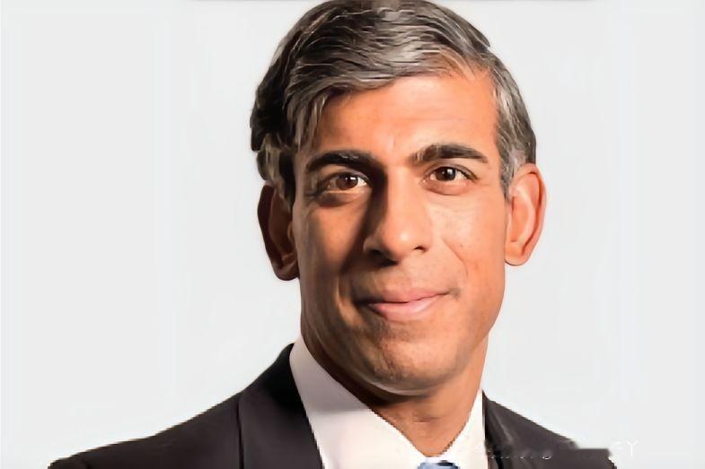 前首相苏纳克辞官后忙疯！英国前首相苏纳克卸任后是彻底闲不住了，靠连发发文把“再就