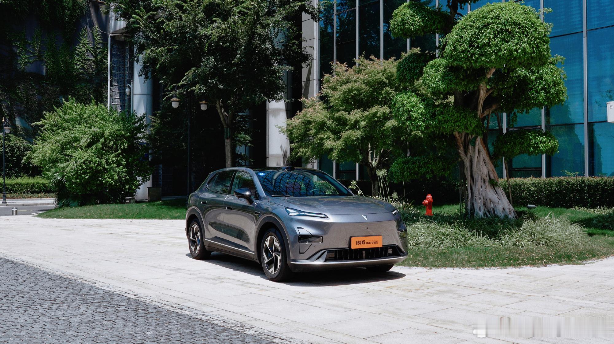 全新深蓝 S05 即将在7月30日正式开启预售，这台15万级潮流SUV...