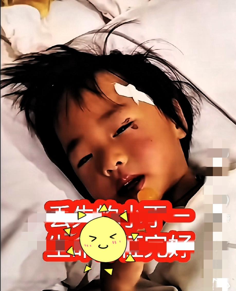 难怪4岁走丢女童丁一一直在住院，而且总是躺着。孩子爸爸说，孩子精神头不错，可腿还
