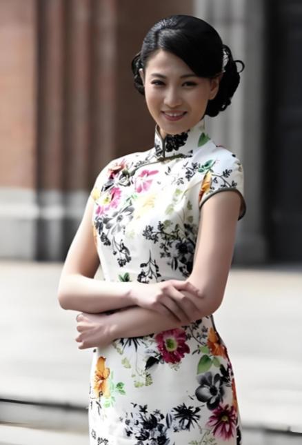 41集谍战剧，傅程鹏侯梦莎领衔主演，顶级神仙演员阵容，剧情环环相扣，收视大火，熬