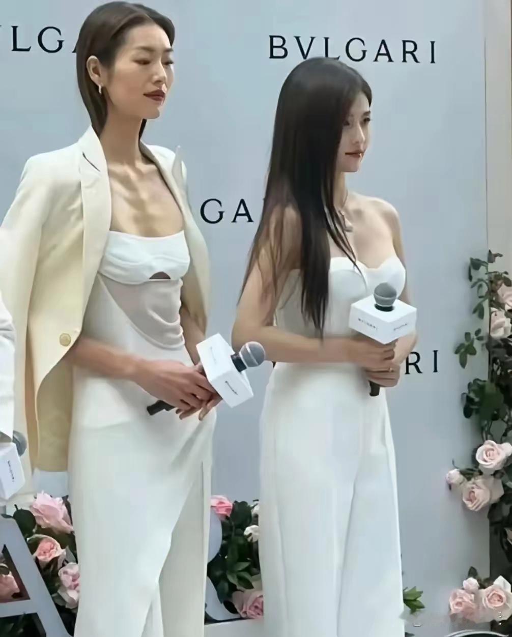 女明星已经够瘦了，超模比女明星还瘦。白鹿165、94斤，刘雯178、只有102斤，对比刘太瘦了，瘦得