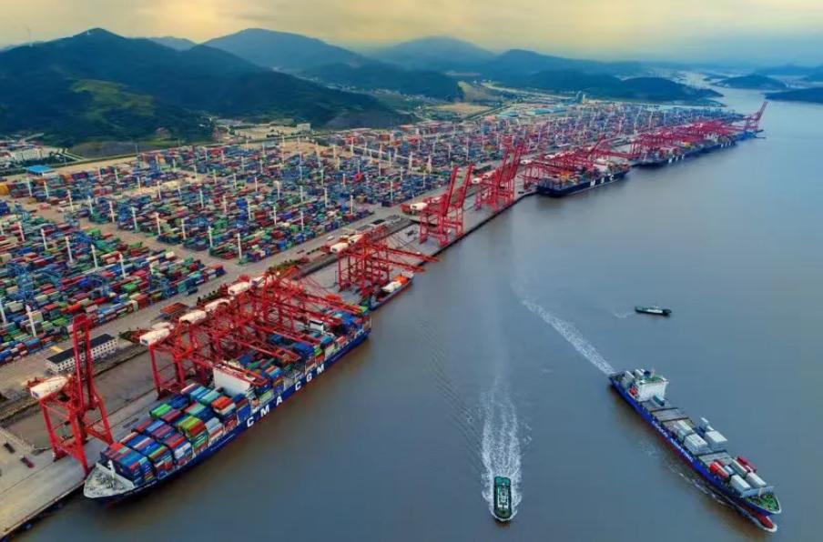 大家发现了吗？国内正迎来三大回流，信号已经很强烈了！ 第一个，外贸回流。外贸