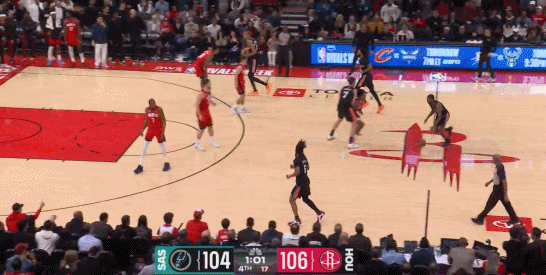 没啥用的裁判报告来了比赛剩最后58秒，马刺104-106落后火箭2分，福克斯投篮