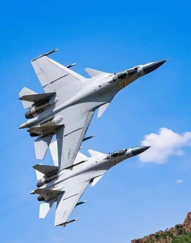 高市完美的配合了特朗普，在台海挑事，最终的目的揭晓了。美国向日本出售一亿美元武器