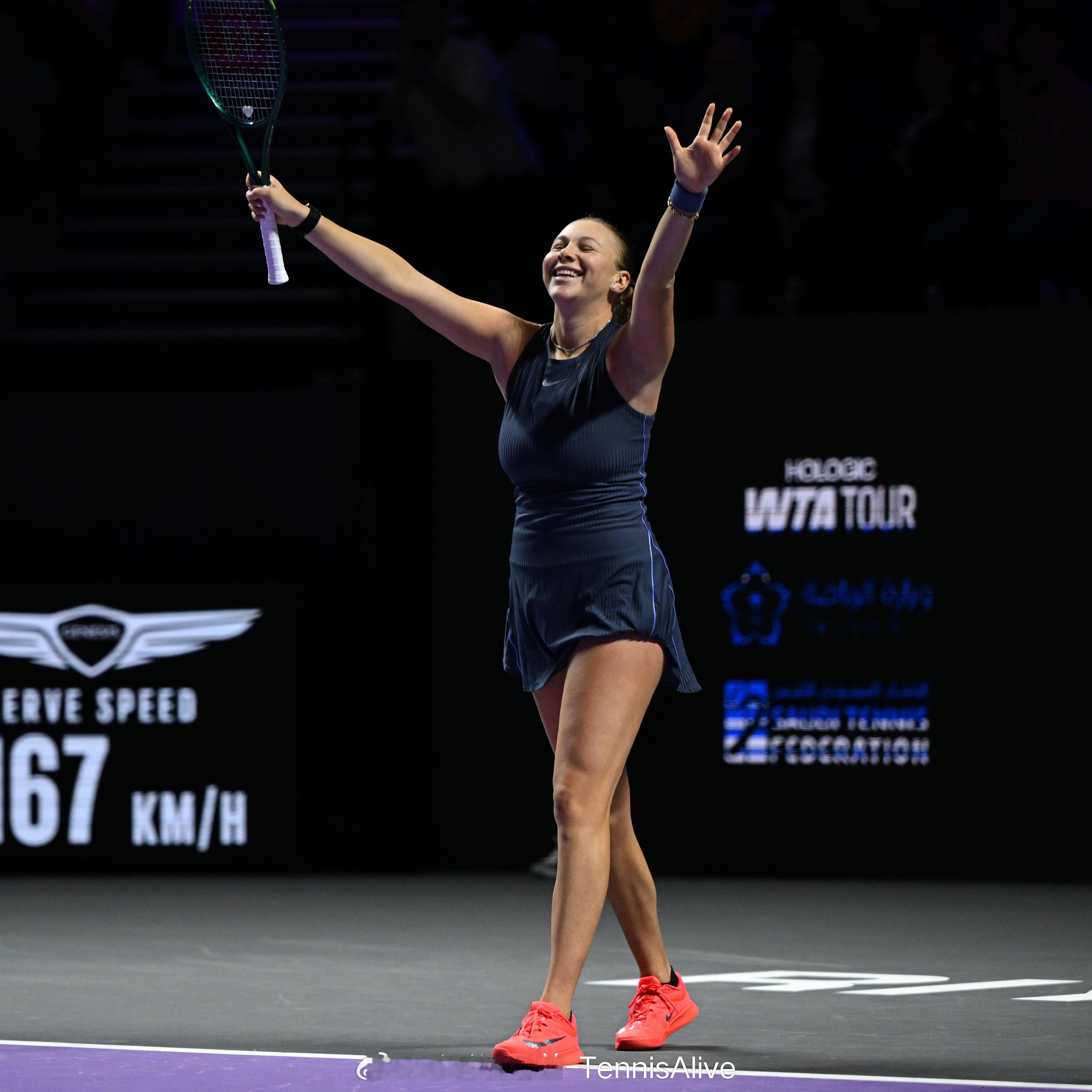 阿尼西莫娃加入到顶尖行列后，WTA真的就是越来越精彩了。大家的状态都非常出色。本