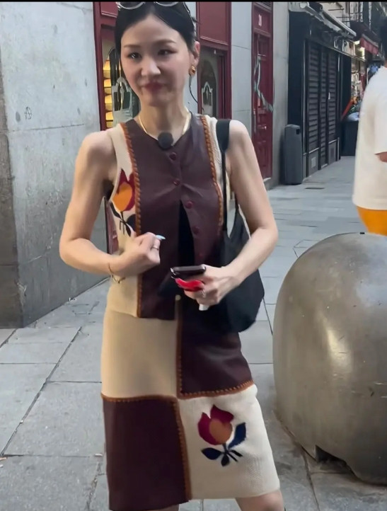 为什么这么瘦，脸不凹陷显老。